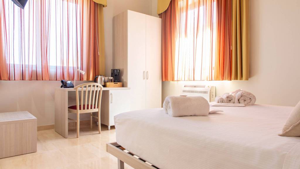Hotel-Syraka-LR-Collection-Syracuse-Sicily-photo-furniture-orizzontale-room-n-9-4