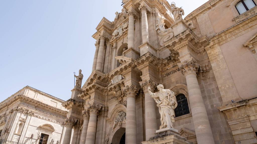 Syraka-Hotel-LR-Collection-Syracuse-Sicily-Cathedral-Maria-Santissima-zoom Syraka-Hotel-LR-Collection-Syracuse-Sicily-Cathedral-Maria-Santissima-zoom