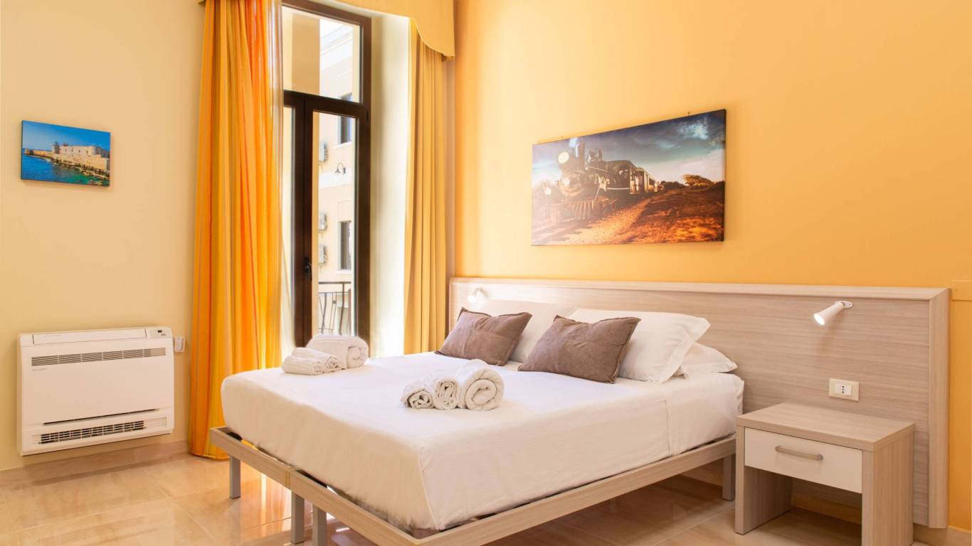 Hotel-Syraka-LR-Collection-Syracuse-Sicily-photo-bed-3-orizzontale-room-n-5-5 Hotel-Syraka-LR-Collection-Syracuse-Sicily-photo-bed-3-orizzontale-room-n-5-5