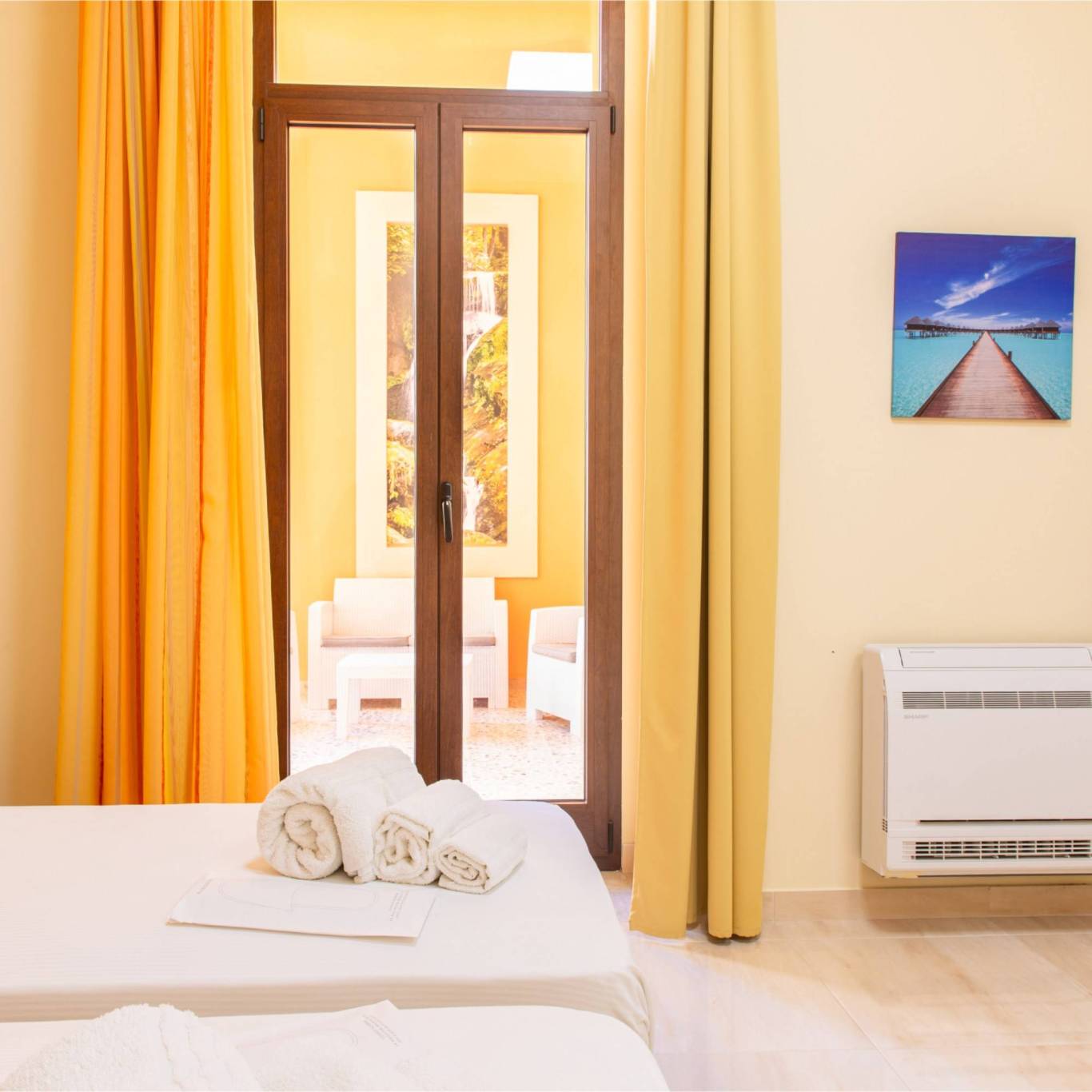 Hotel-Syraka-LR-Collection-Syracuse-Sicily-photo-quadrata-room-n-2-4 Hotel-Syraka-LR-Collection-Syracuse-Sicily-photo-quadrata-room-n-2-4